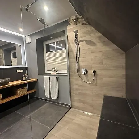 Eiderhuus Modern Retreat Toenning